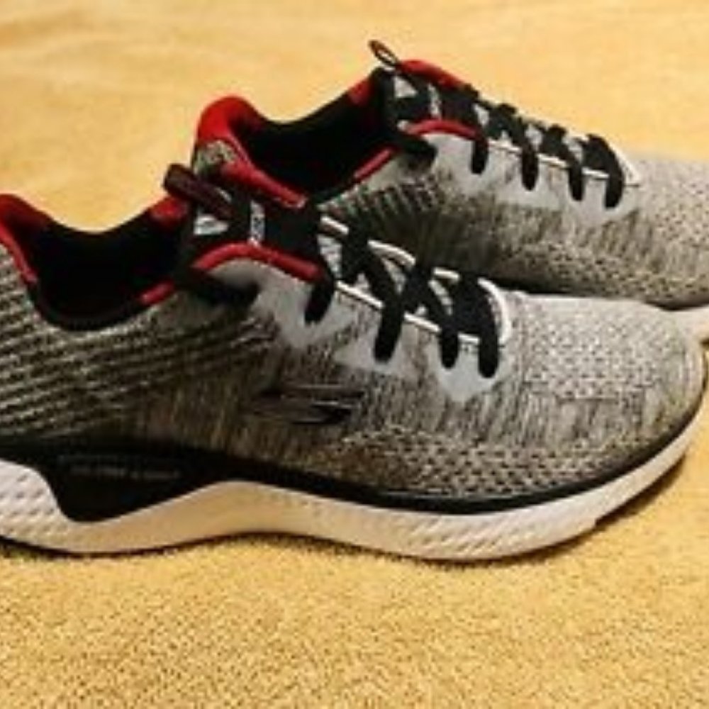Mens Skechers Ultra Light Memory Foam Gray/Black/Red Wide Athletic Sneakers